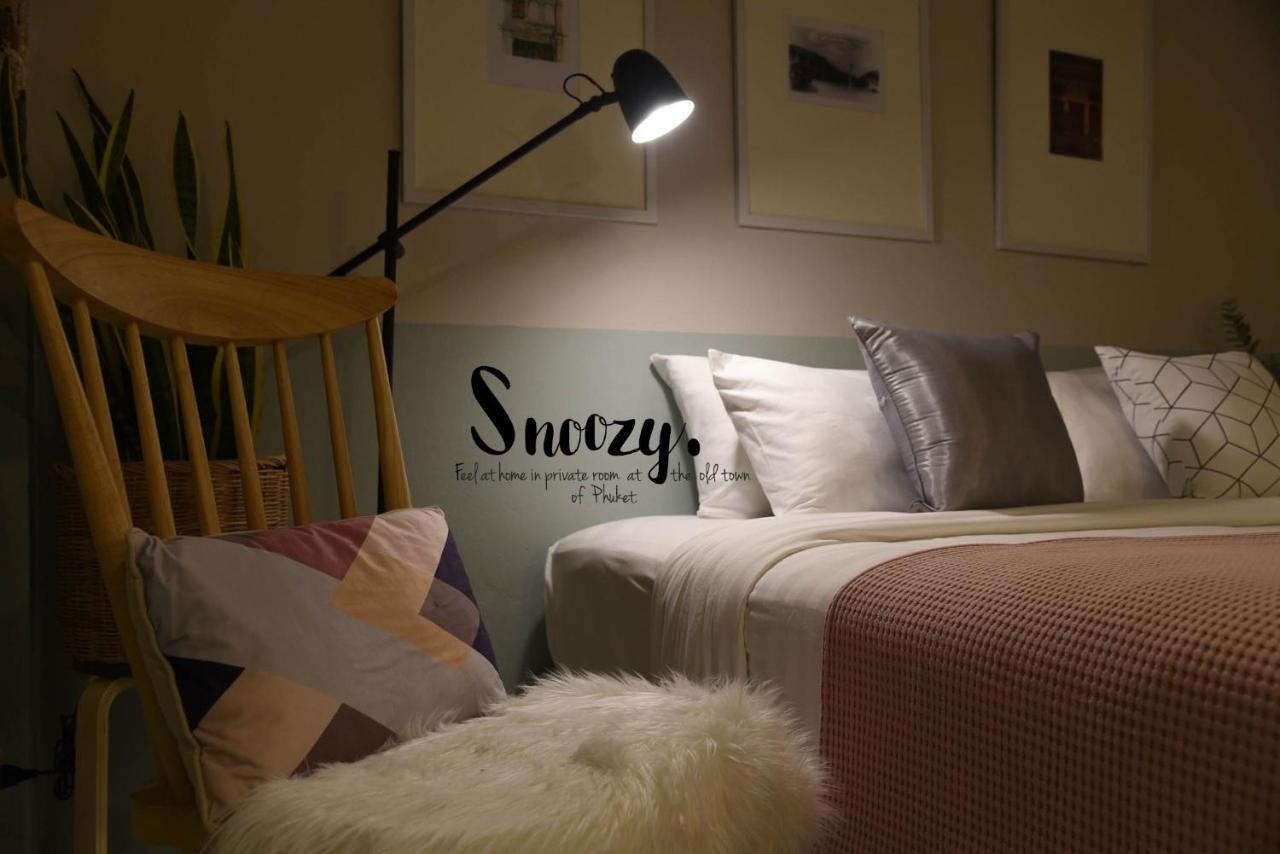 Snoozy Guesthouse Phuket Екстериор снимка