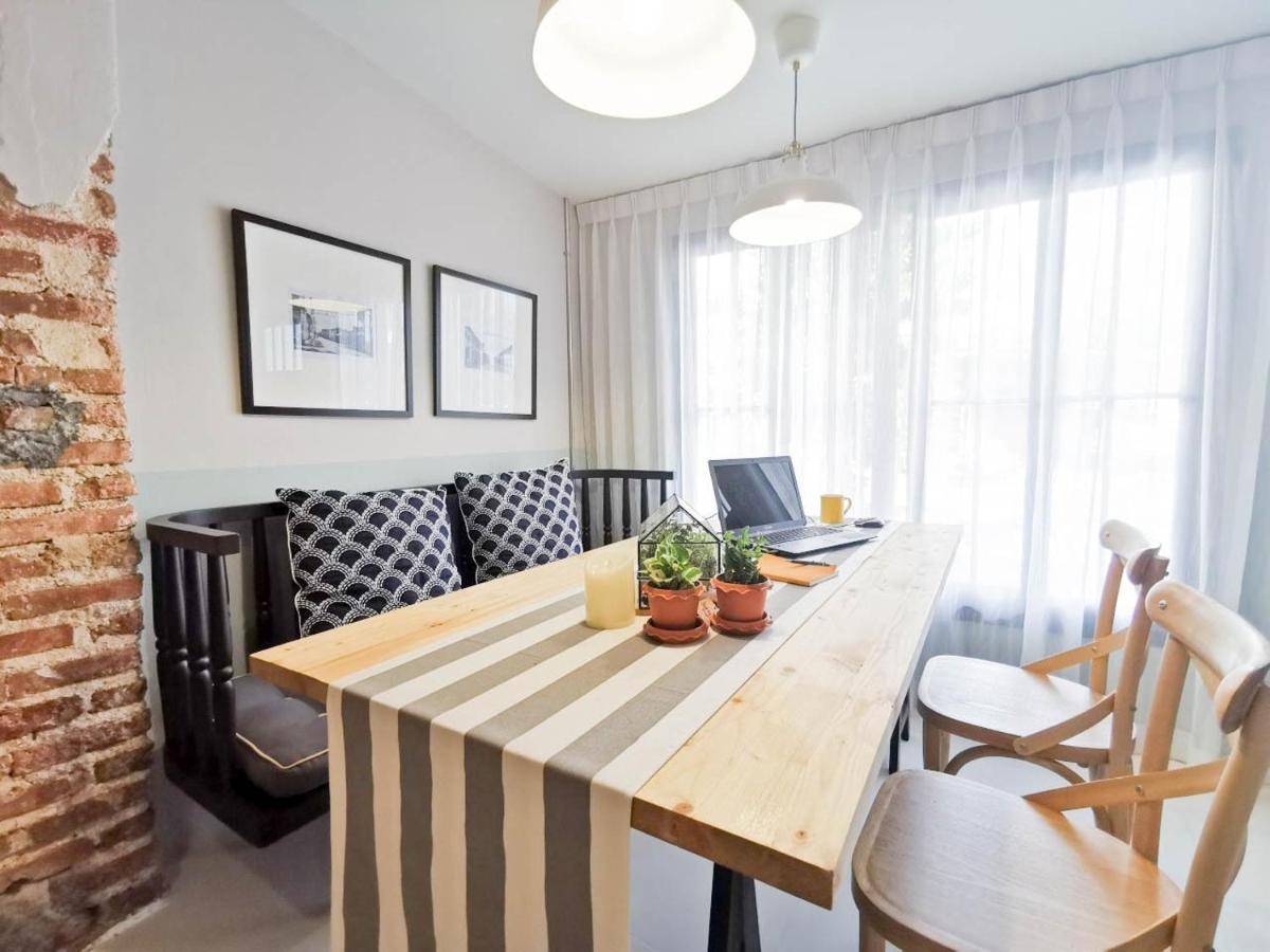 Snoozy Guesthouse Phuket Екстериор снимка